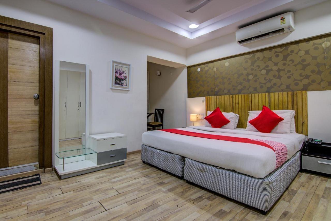Oyo Hotel 55 Lawsons Bay Jalaripeta Экстерьер фото